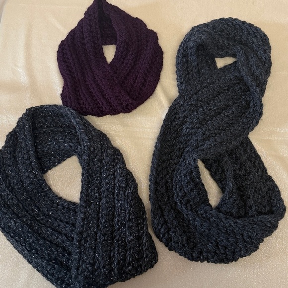 Infinity scarf trio - Picture 1 of 7